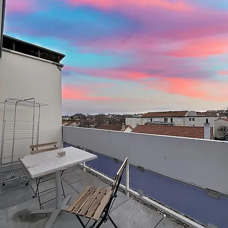 Apartment F1 Sur Clermont-fd - Parking Chartier *